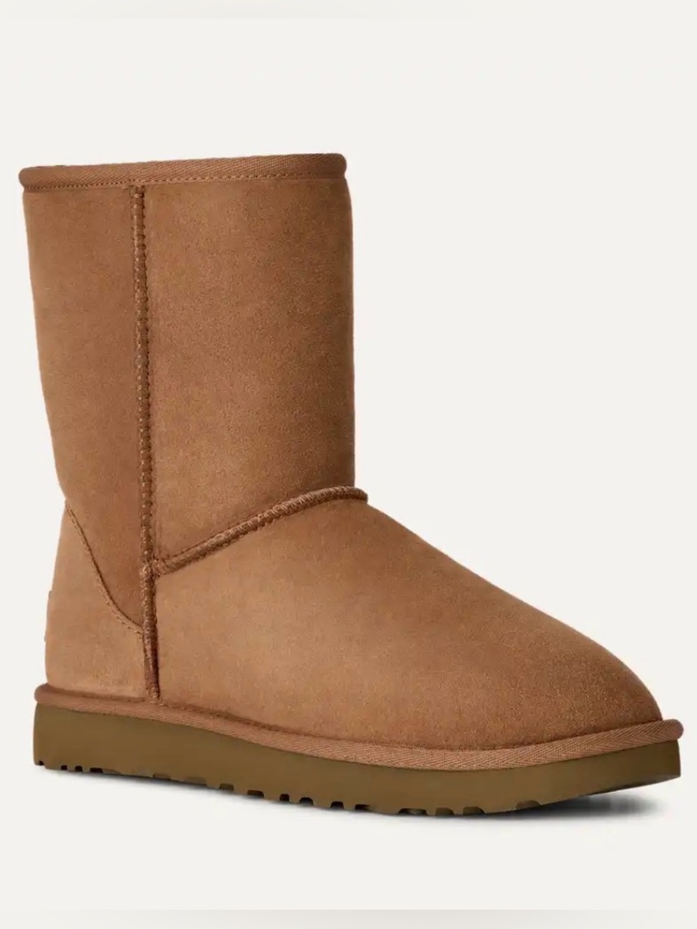 UGG® Classic Short Il • Chestnut • Fits Size 6 Kids or Women’s 7